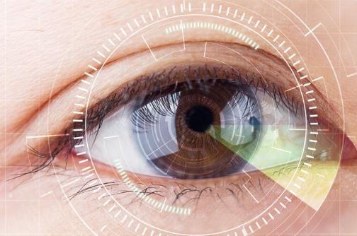 ¿Has visto la lentilla robótica que aumenta la visión?